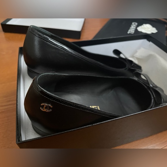 Chanel ballet flats 36.5 - Picture 7 of 9